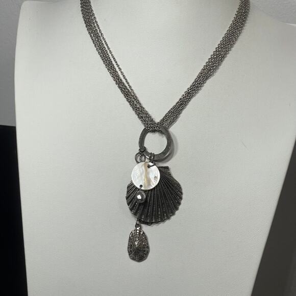 Chico's pendant necklace burnished silver tone with shell pendant chain link 16" - Picture 9 of 13